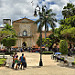 Parque Principal con la Casa de Montejo al fondo