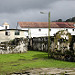 La chiesa di Portobelo dalle rovine del Fuerte de San Jeronimo